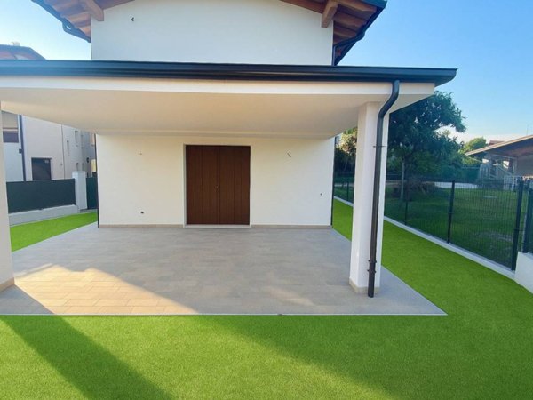 casa indipendente in vendita a San Vito al Tagliamento