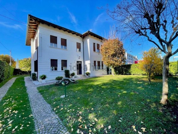 casa indipendente in vendita a San Vito al Tagliamento in zona Prodolone