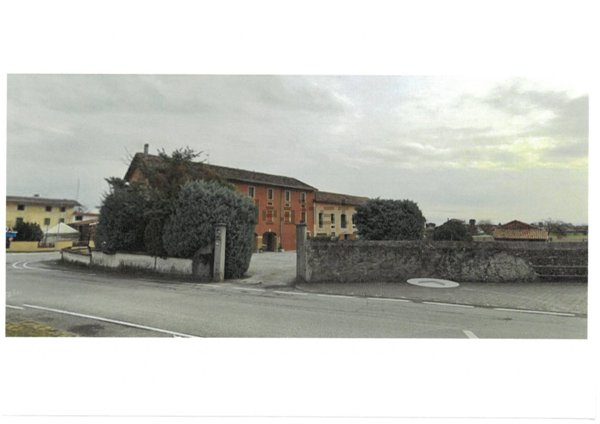 casa indipendente in vendita a San Vito al Tagliamento in zona Rosa