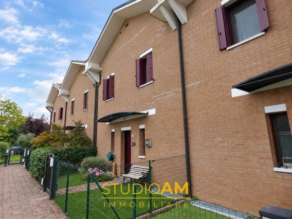 casa indipendente in vendita a San Vito al Tagliamento in zona Prodolone