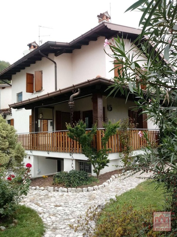 casa indipendente in vendita a Sequals