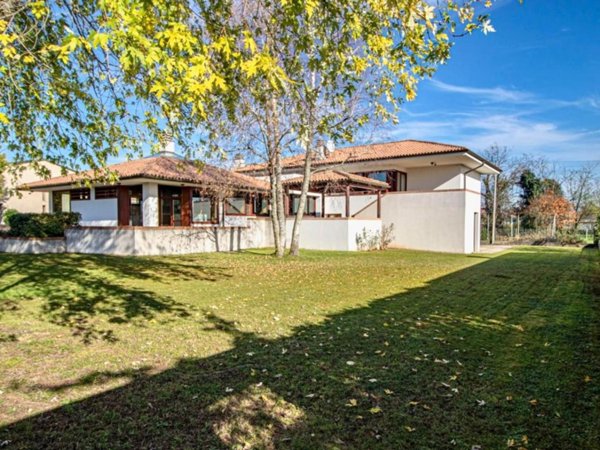 casa indipendente in vendita a Sequals in zona Lestans