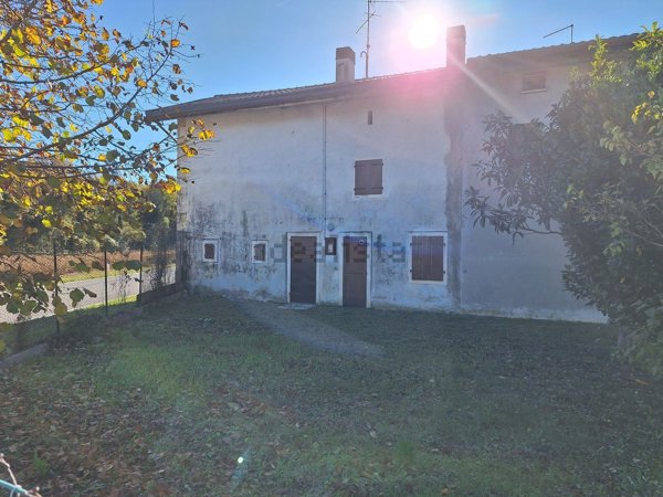 casa indipendente in vendita a Sequals in zona Solimbergo