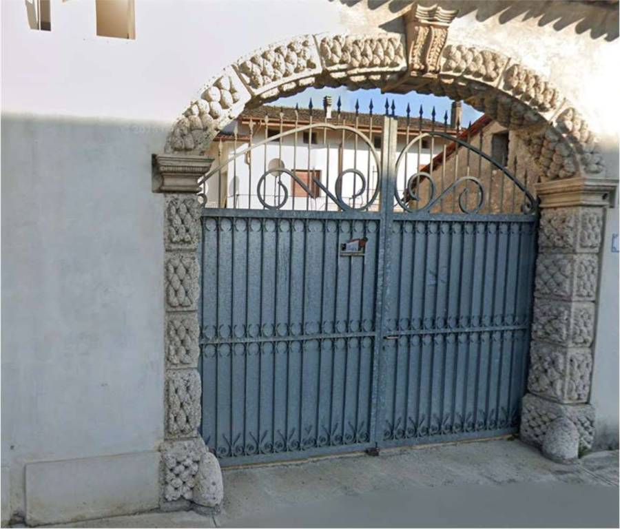 casa indipendente in vendita a Sequals in zona Lestans