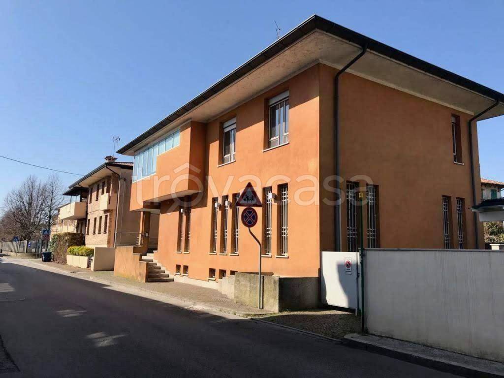 casa indipendente in vendita a Sesto al Reghena