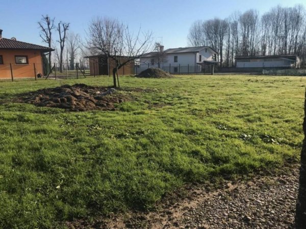 terreno edificabile in vendita a Sesto al Reghena in zona Bagnarola