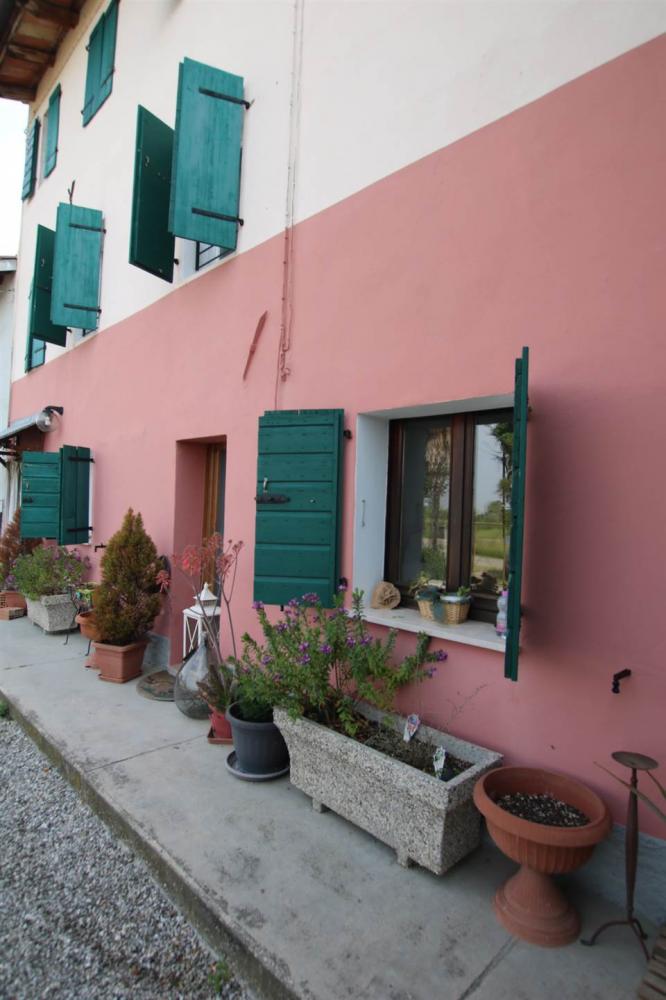 casa indipendente in vendita a Sesto al Reghena