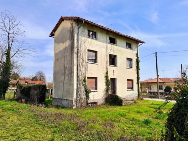 casa indipendente in vendita a Sesto al Reghena in zona Casette