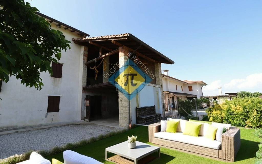 casa indipendente in vendita a Sesto al Reghena