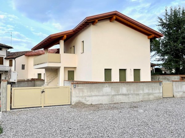 appartamento in vendita a Sesto al Reghena