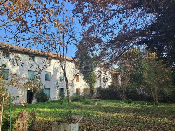 casa indipendente in vendita a Sesto al Reghena