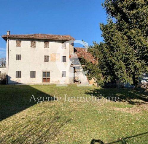 casa indipendente in vendita a Sesto al Reghena