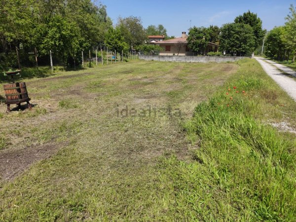 casa indipendente in vendita a Sesto al Reghena