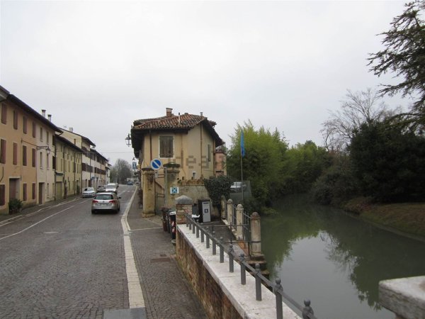 casa indipendente in vendita a Sesto al Reghena