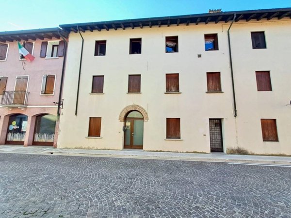 casa indipendente in vendita a Sesto al Reghena