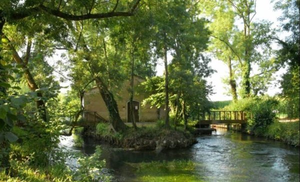 casa indipendente in vendita a Sesto al Reghena