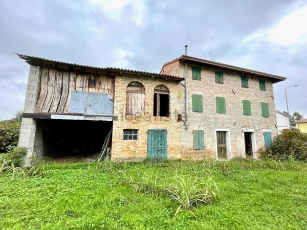 casa indipendente in vendita a Sesto al Reghena in zona Marignana
