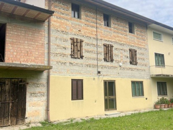 casa indipendente in vendita a Sesto al Reghena in zona Ramuscello