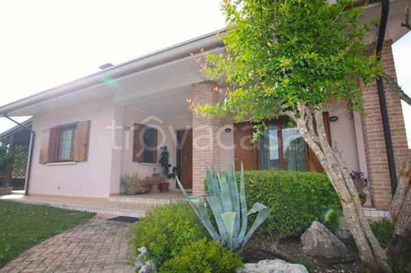 casa indipendente in vendita a Sesto al Reghena in zona Ramuscello