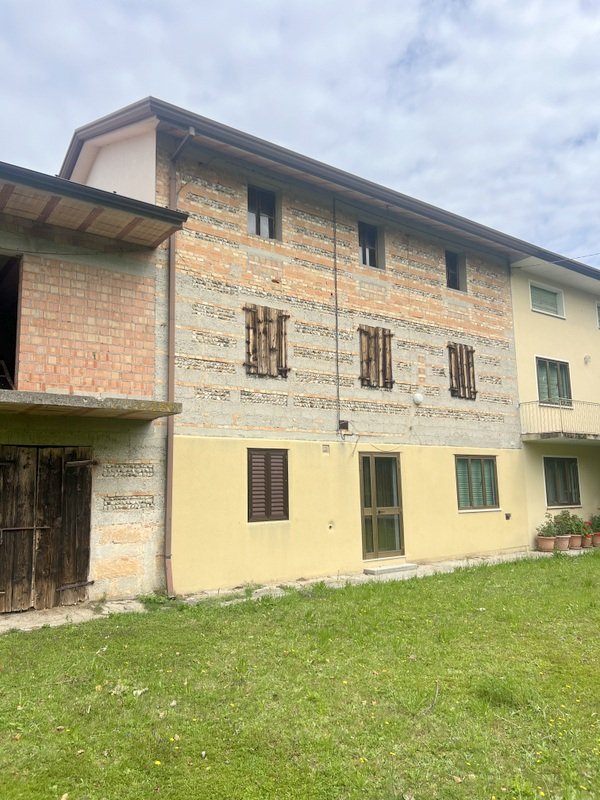 casa indipendente in vendita a Sesto al Reghena in zona Ramuscello