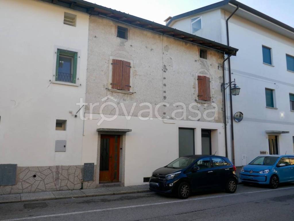 casa indipendente in vendita a Spilimbergo in zona Tauriano