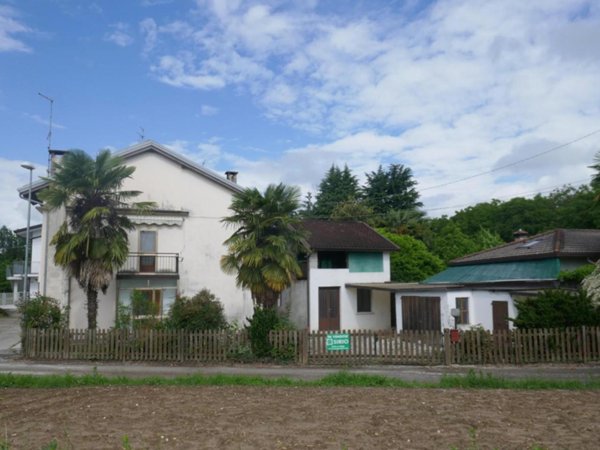 casa indipendente in vendita a Spilimbergo in zona Baseglia