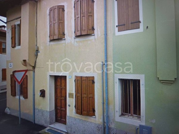 casa indipendente in vendita a Spilimbergo in zona Tauriano