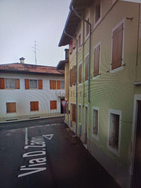 pentavano in vendita a Spilimbergo in zona Tauriano