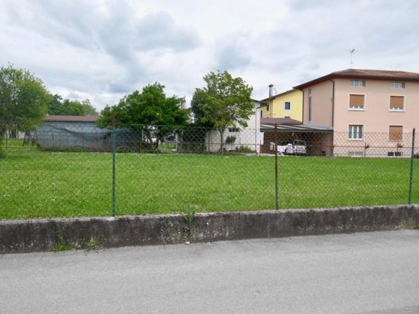 terreno edificabile in vendita a Spilimbergo in zona Tauriano