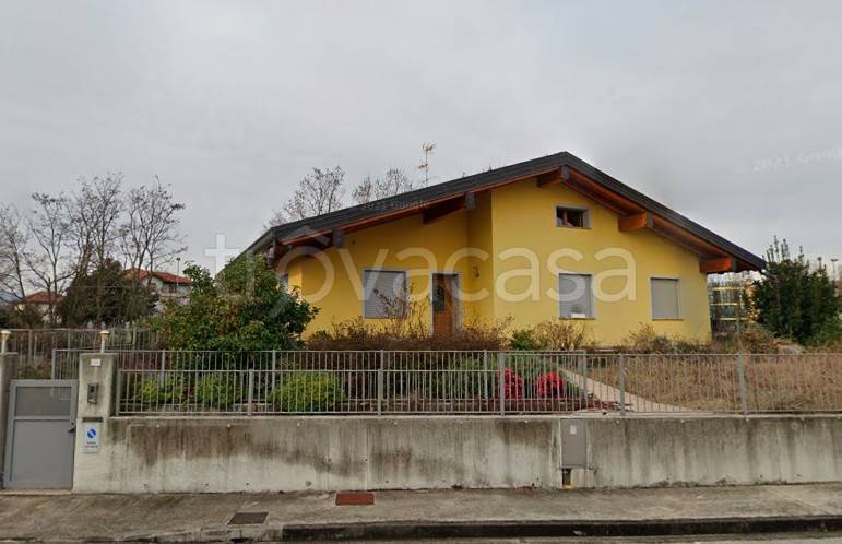 casa indipendente in vendita a Spilimbergo