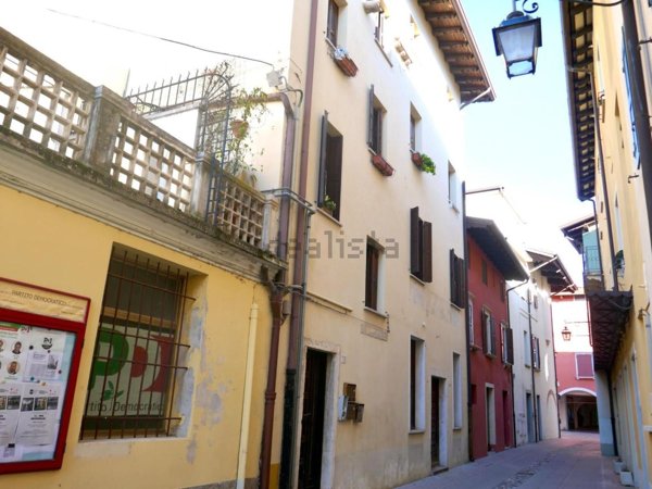 locale commerciale in vendita a Spilimbergo