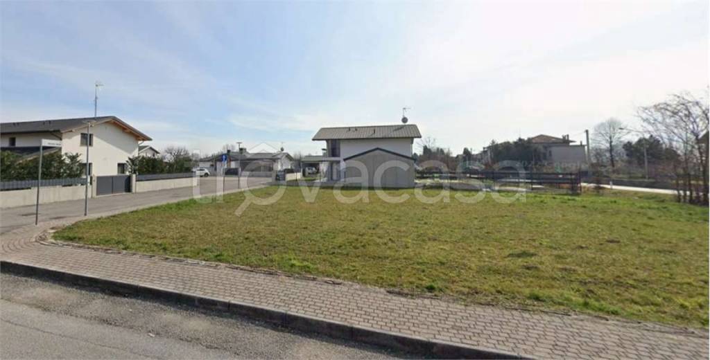 terreno edificabile in vendita a Spilimbergo in zona Baseglia