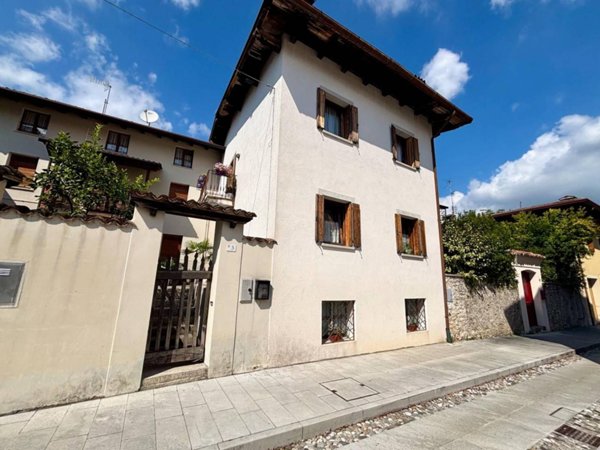 casa indipendente in vendita a Spilimbergo