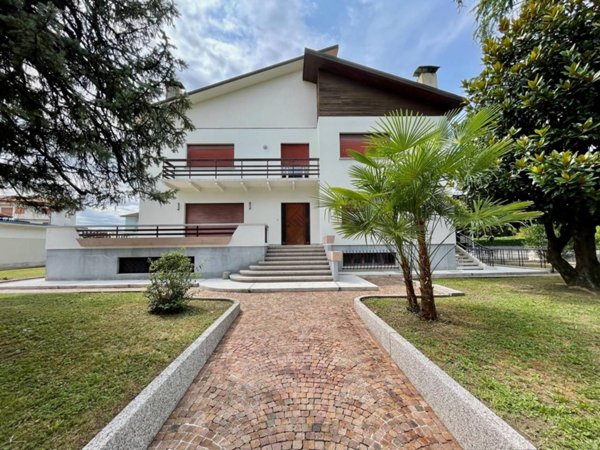 casa indipendente in vendita a Spilimbergo
