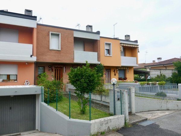 casa indipendente in vendita a Spilimbergo