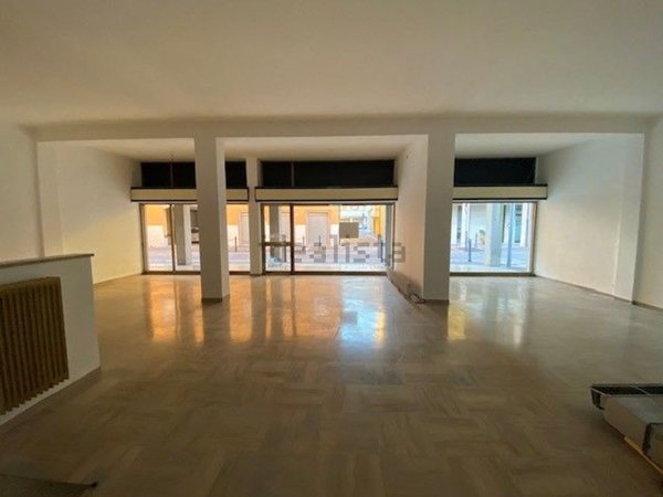 negozio in vendita a Spilimbergo