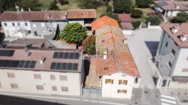 casa indipendente in vendita a Spilimbergo in zona Tauriano