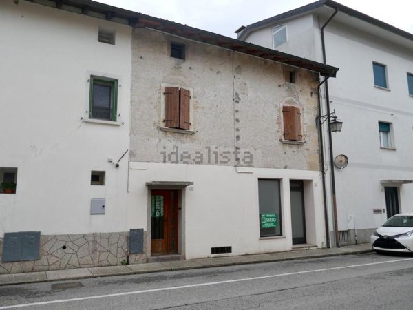casa indipendente in vendita a Spilimbergo in zona Tauriano
