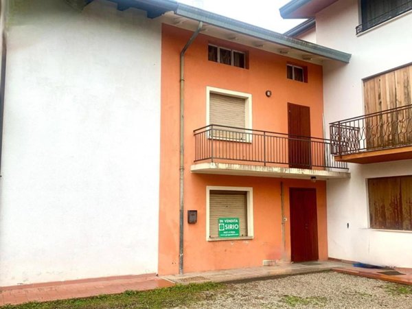 casa indipendente in vendita a Spilimbergo in zona Barbeano