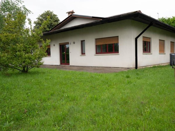 casa indipendente in vendita a Spilimbergo