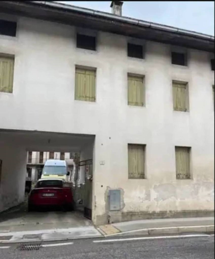 casa indipendente in vendita a Spilimbergo in zona Tauriano