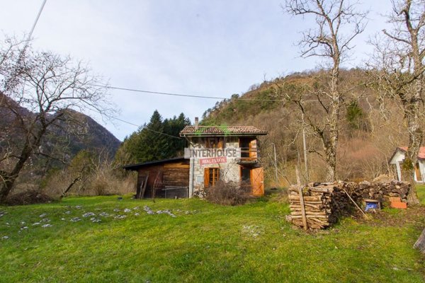 quadrivano in vendita a Tramonti di Sotto