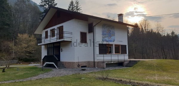 casa indipendente in vendita a Tramonti di Sotto