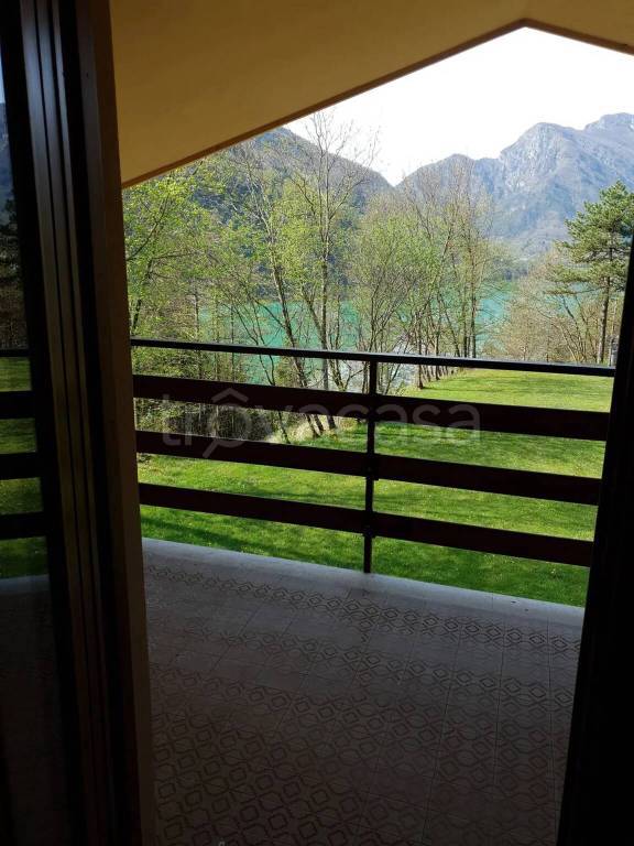 casa indipendente in vendita a Tramonti di Sotto