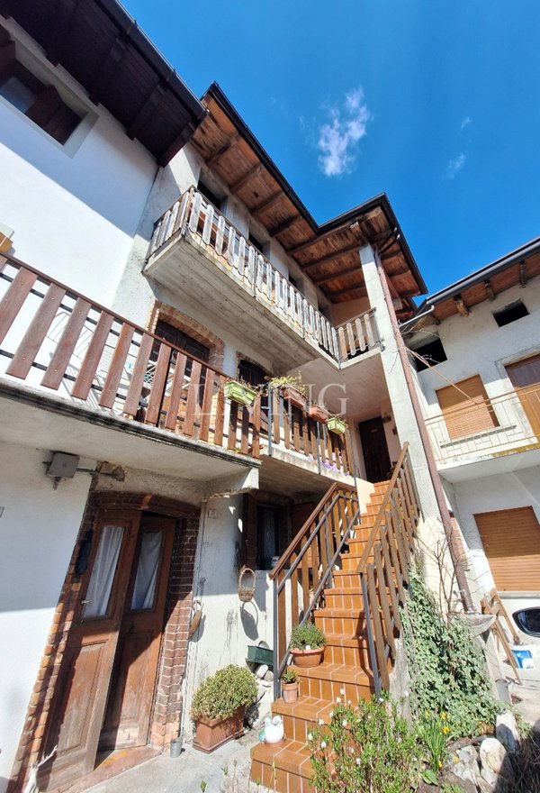 casa indipendente in vendita a Tramonti di Sotto in zona Tramonti di Mezzo