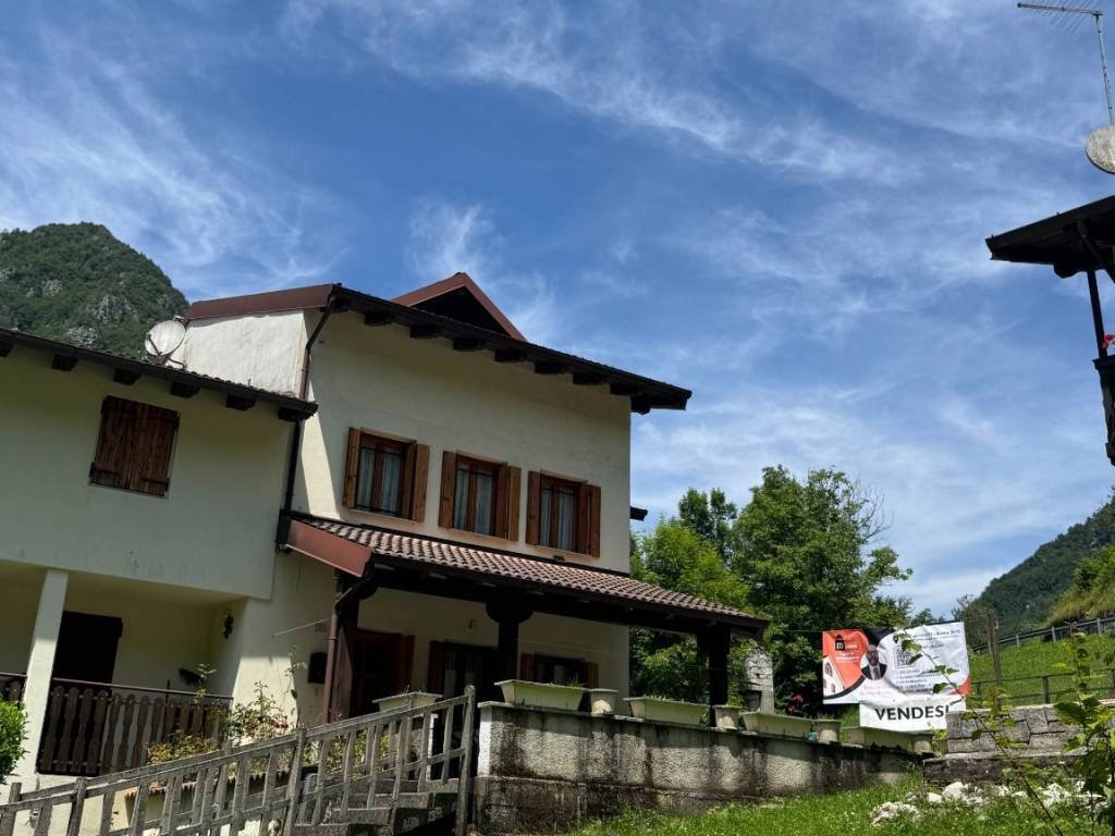 casa indipendente in vendita a Tramonti di Sotto in zona Campone