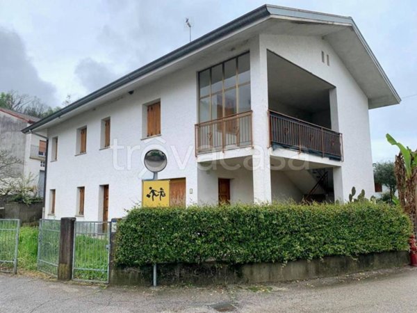 casa indipendente in vendita a Travesio
