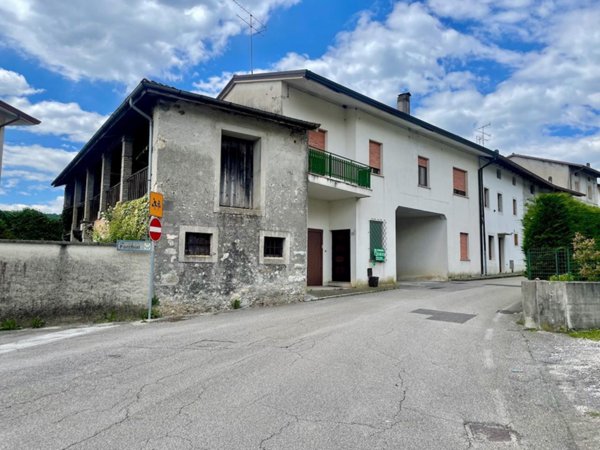 casa indipendente in vendita a Travesio