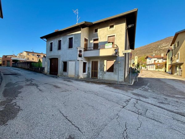 casa indipendente in vendita a Travesio