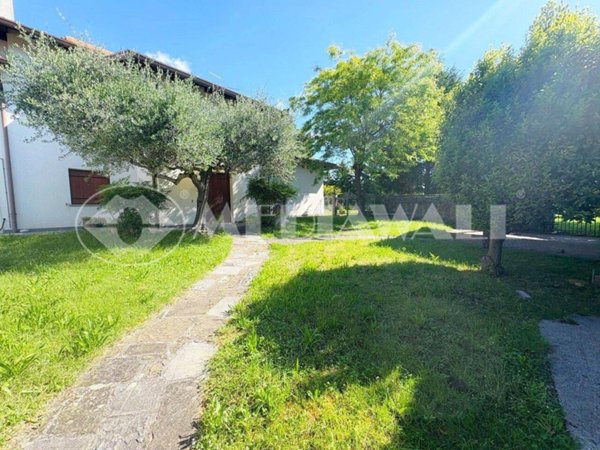 casa indipendente in vendita a Travesio in zona Usago